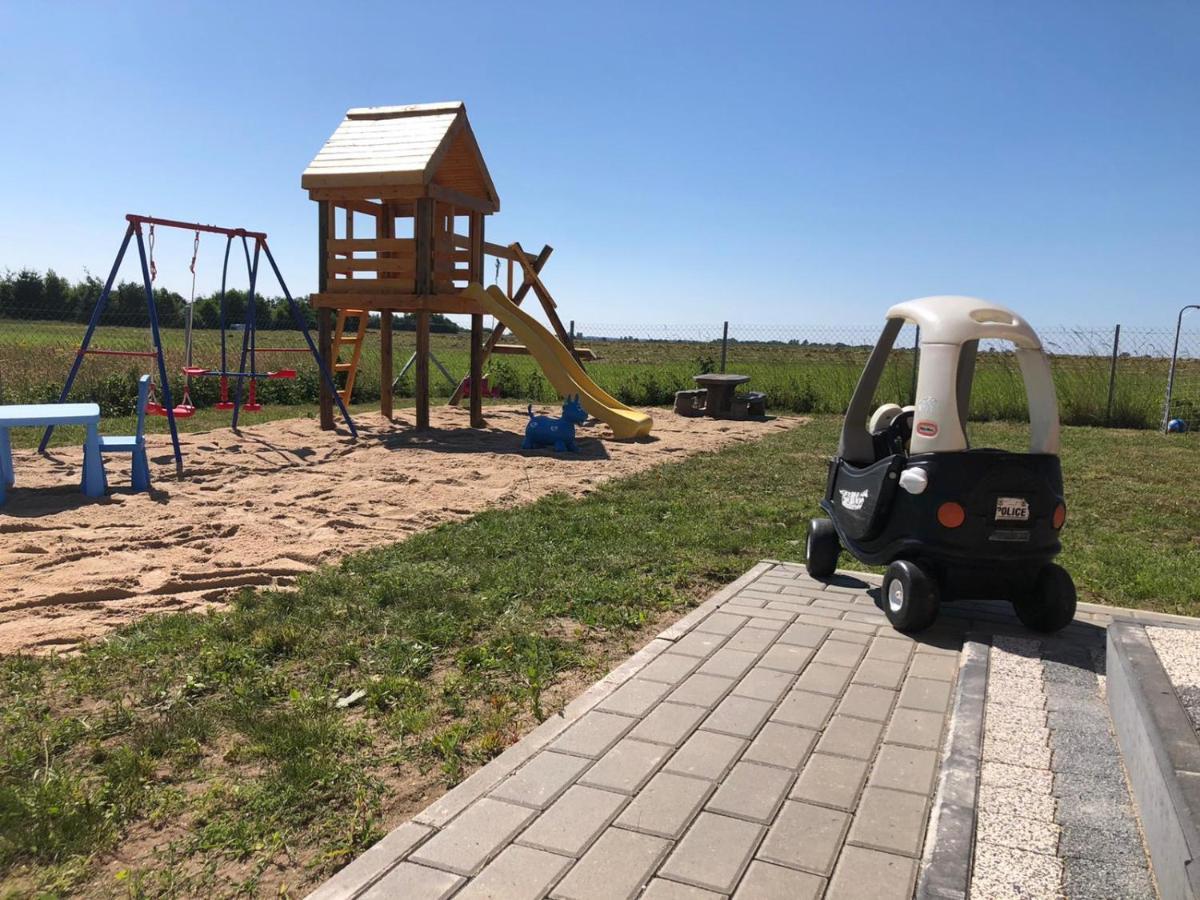 Osada Familia Smiechow Gąski Екстериор снимка